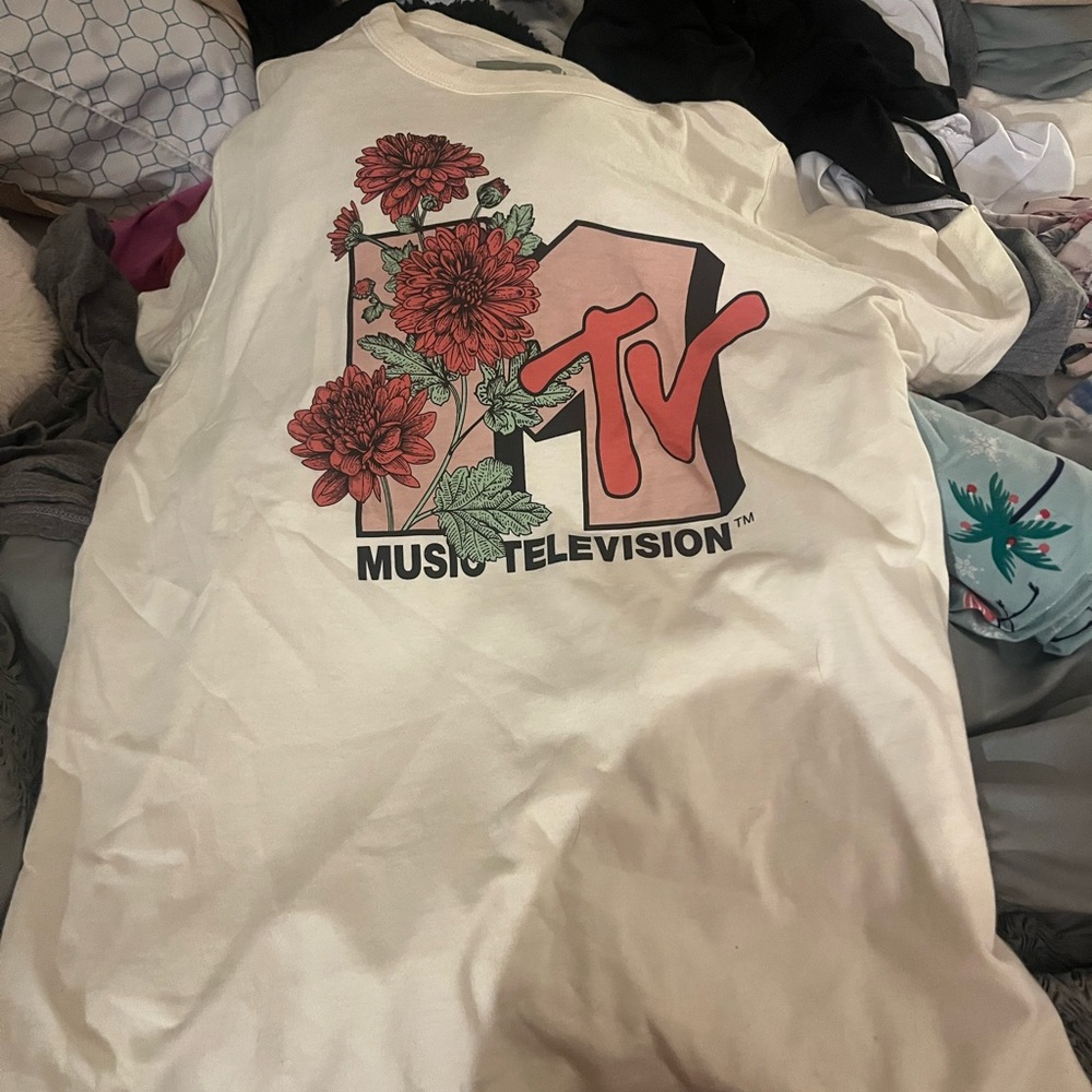 MTV SHIRT